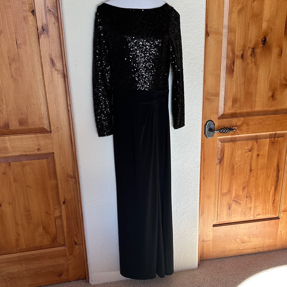 Lauren Ralph Lauren Stunning Sequined Evening Gown